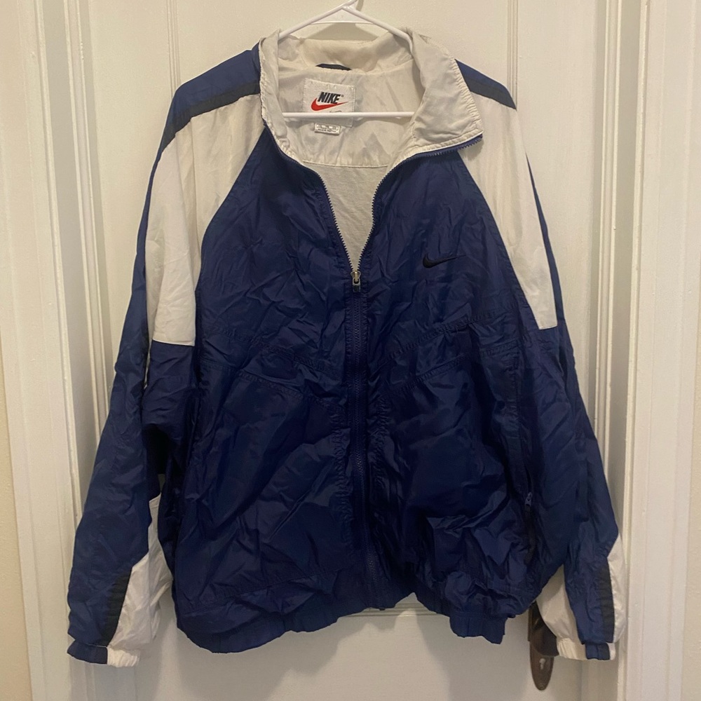 NIKE Men’s windbreaker. Size XXL
